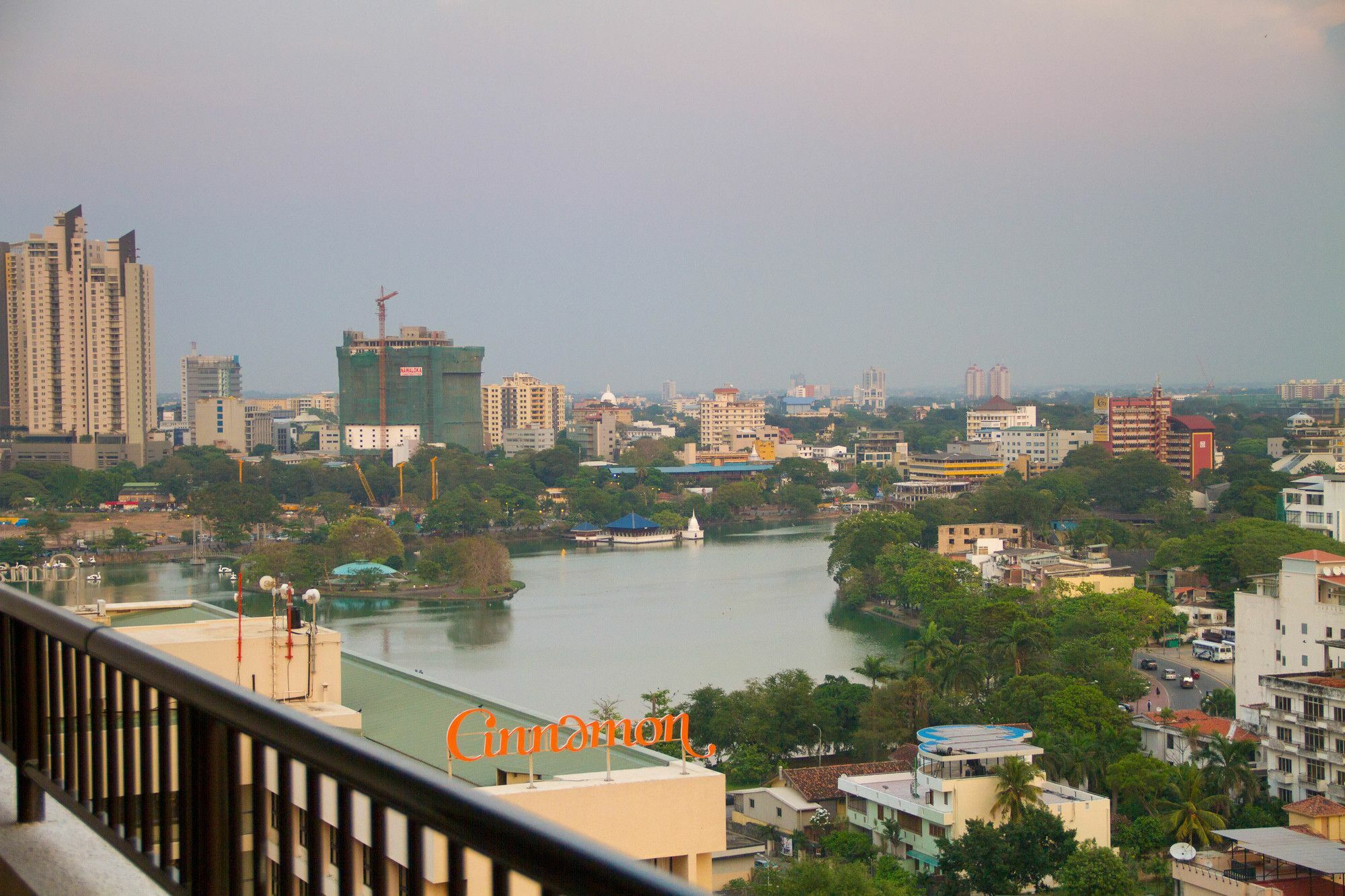 Crescat Residencies Appartement Colombo Buitenkant foto