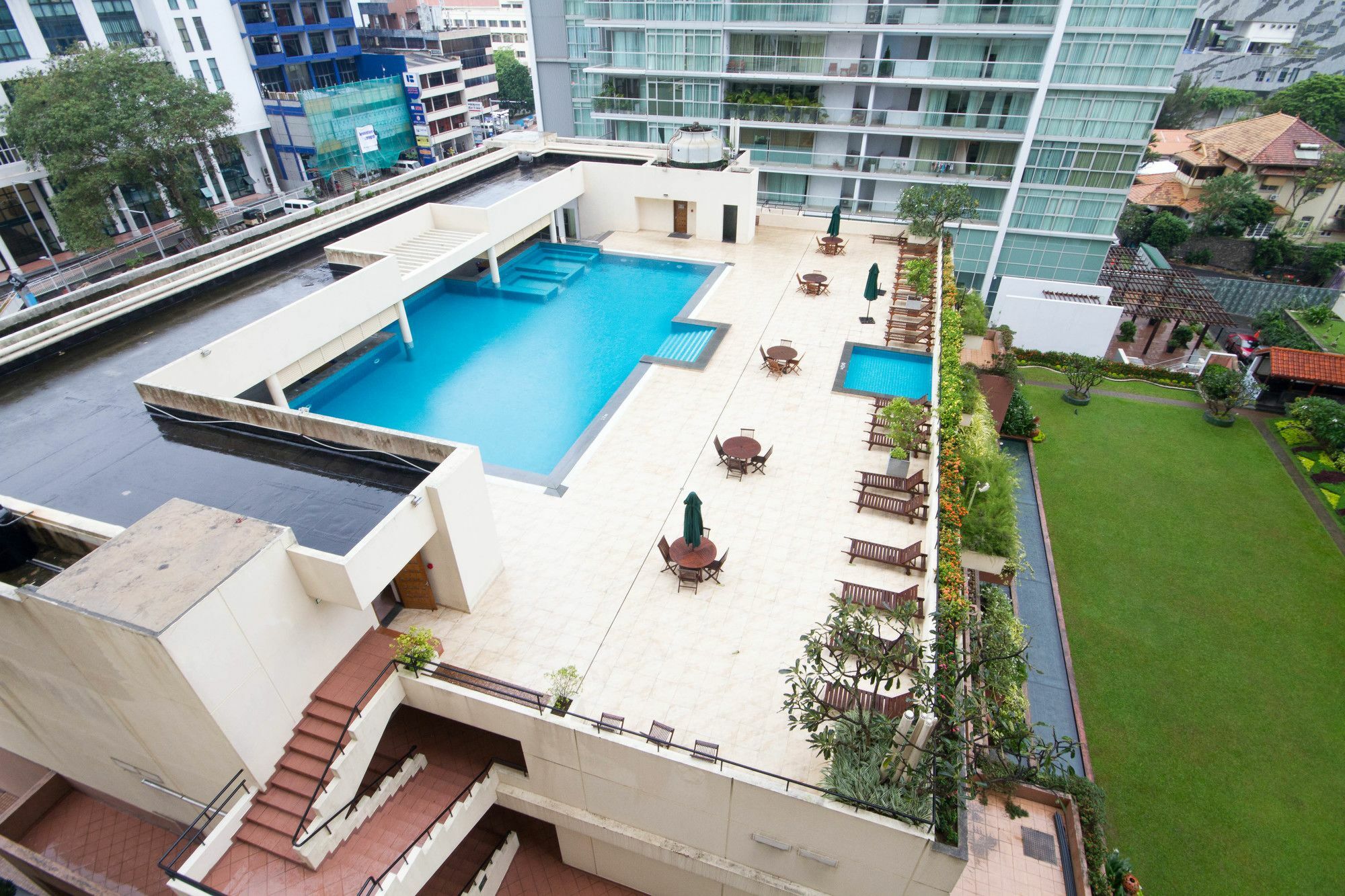Crescat Residencies Appartement Colombo Buitenkant foto