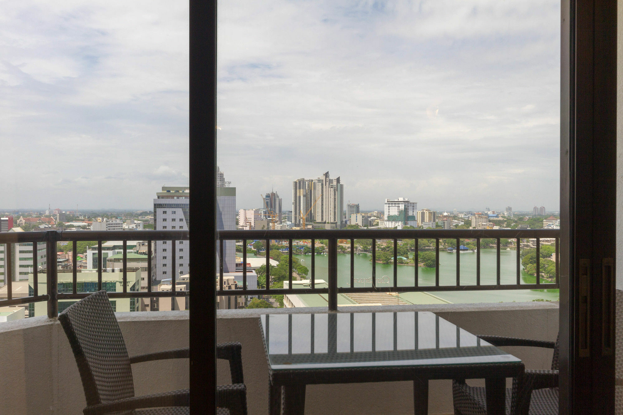 Crescat Residencies Appartement Colombo Buitenkant foto