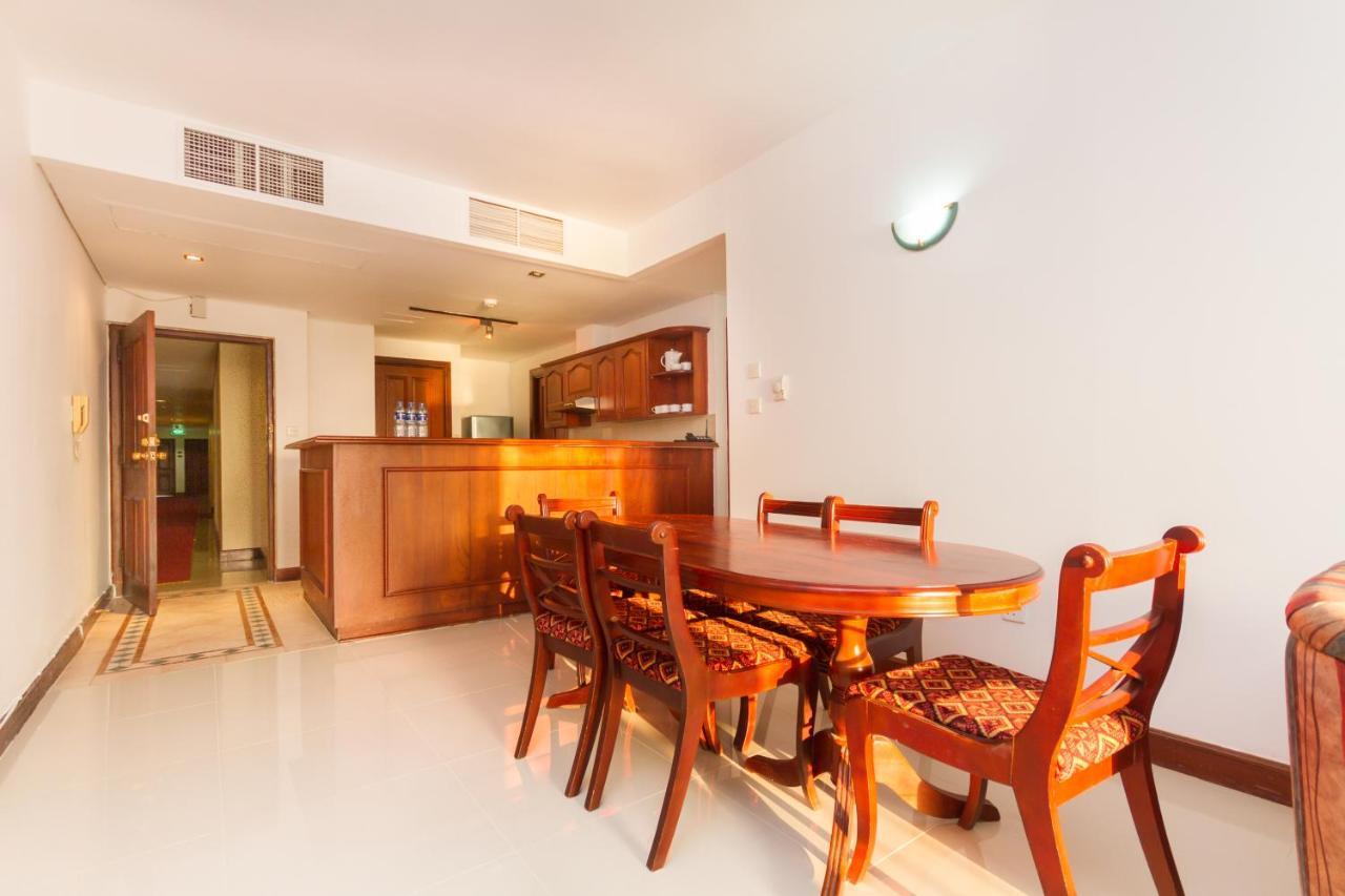 Crescat Residencies Appartement Colombo Buitenkant foto